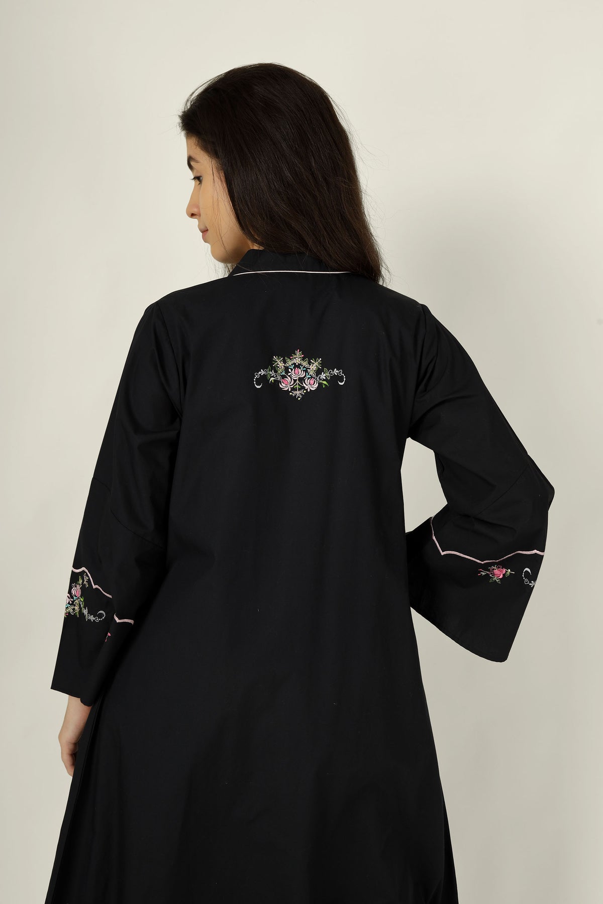 Maria - G, Gown