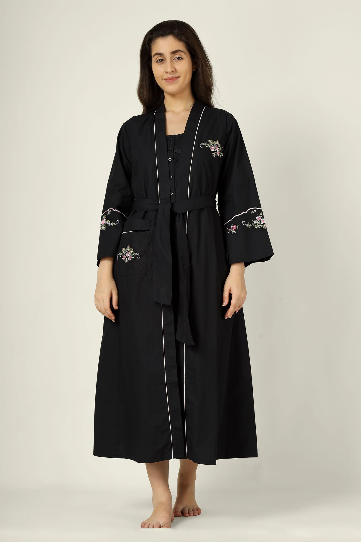 Maria - G, Gown