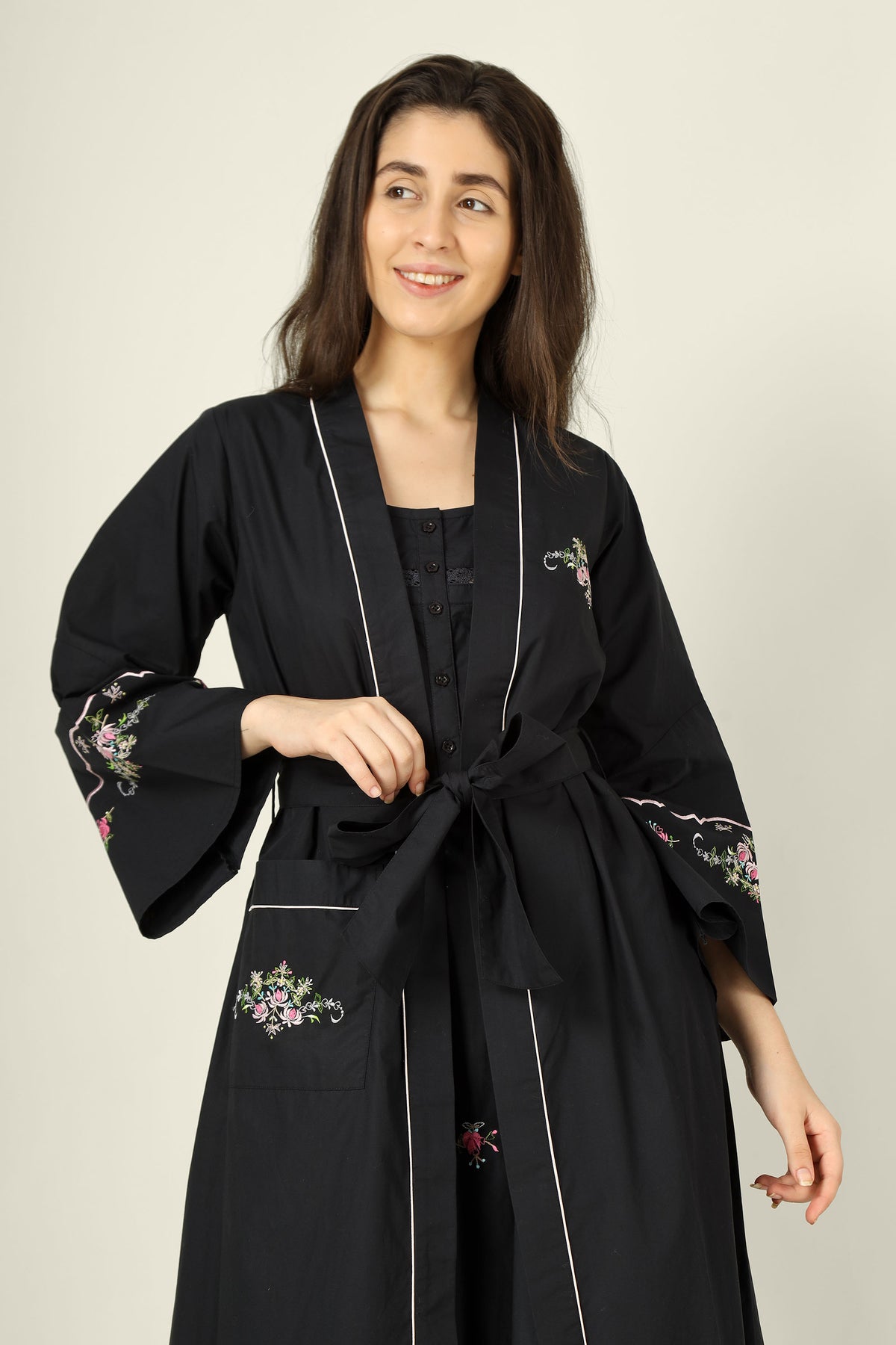 Maria - G, Gown