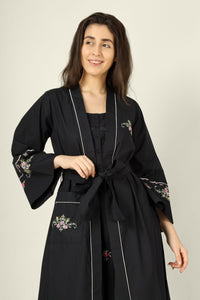 Maria - G, Gown