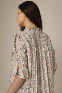 Trudy, Nightdress