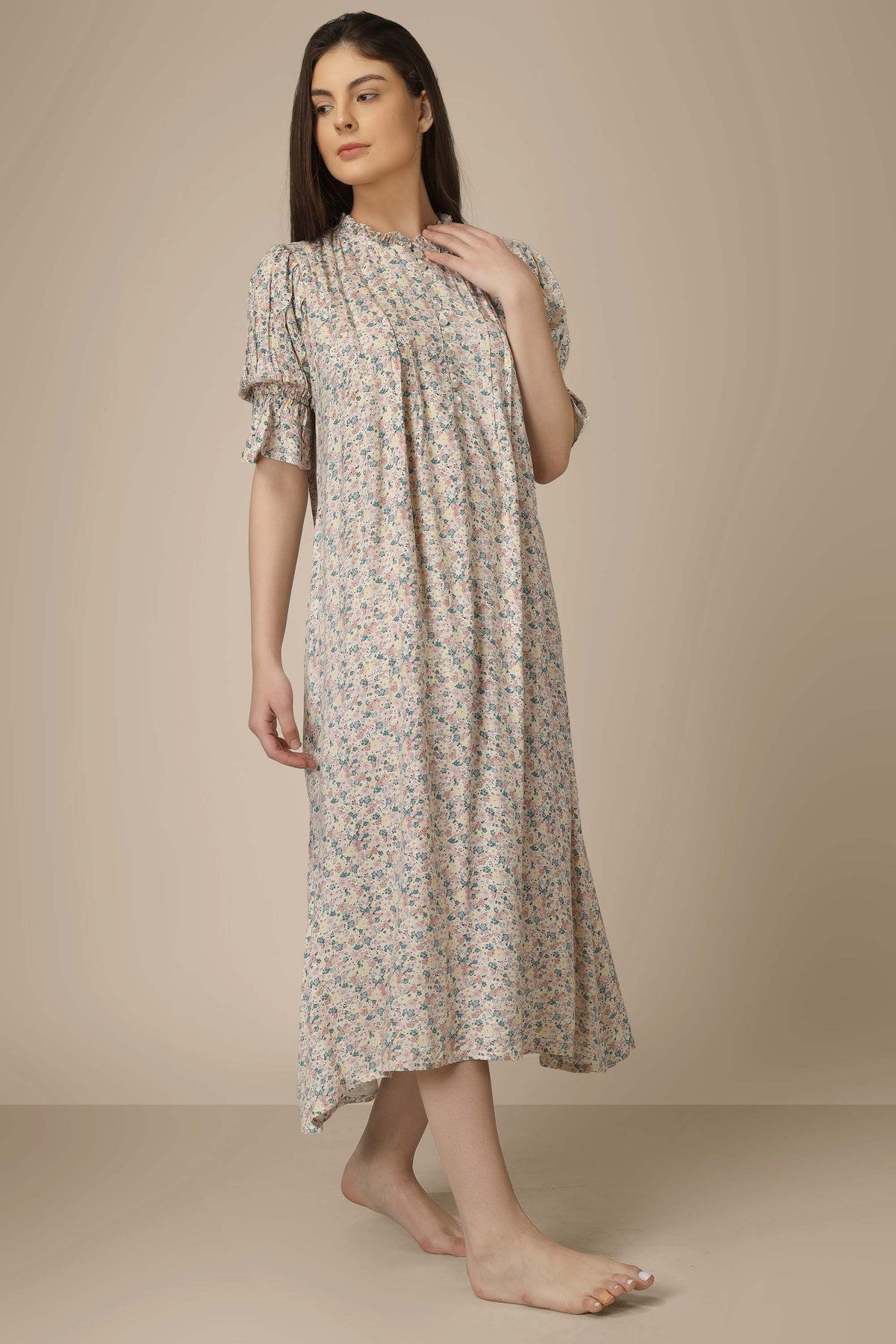 Trudy, Nightdress