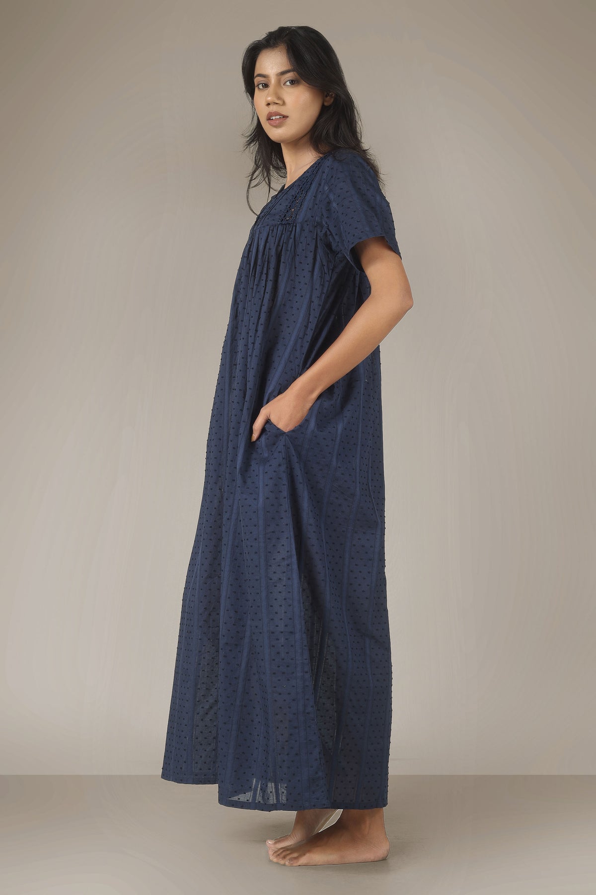 Buttercup, Nightdress