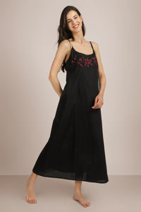 Avenue, Dress & Gown