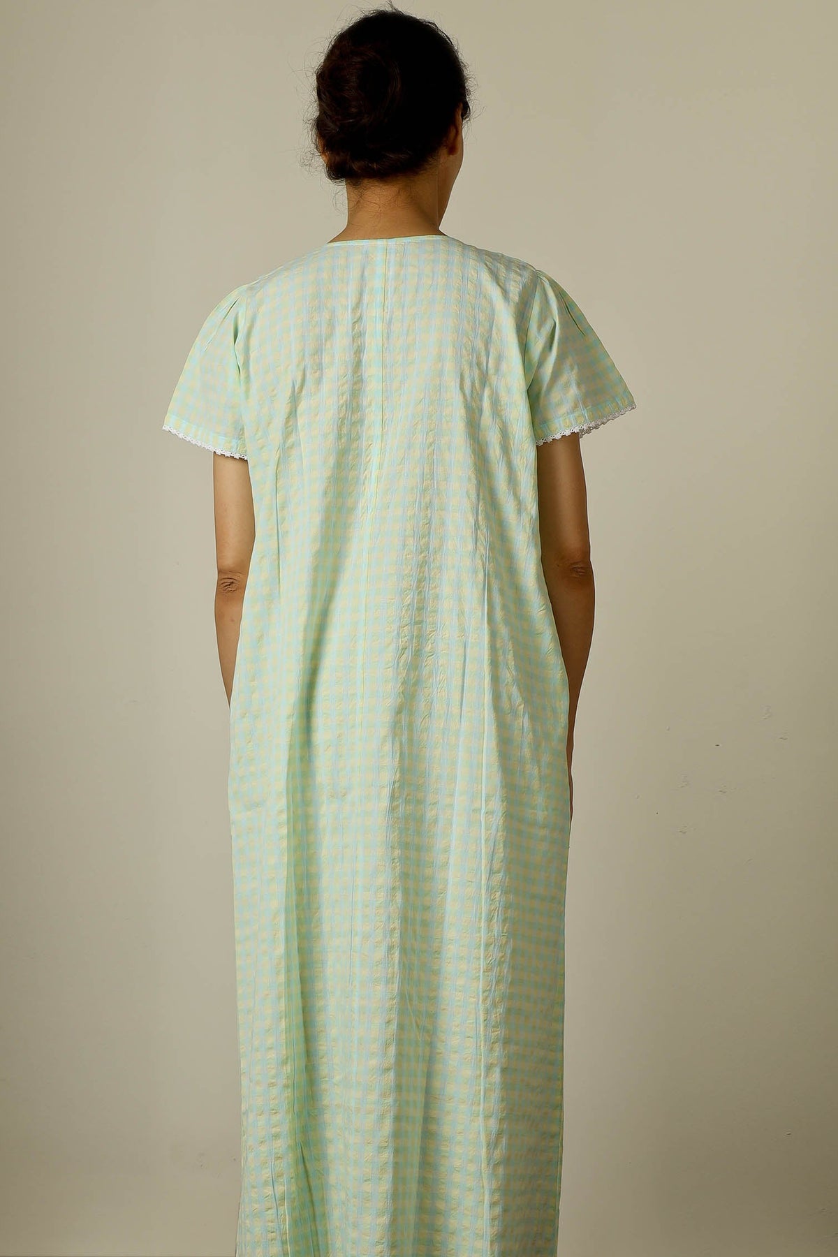 Rene, Nightdress