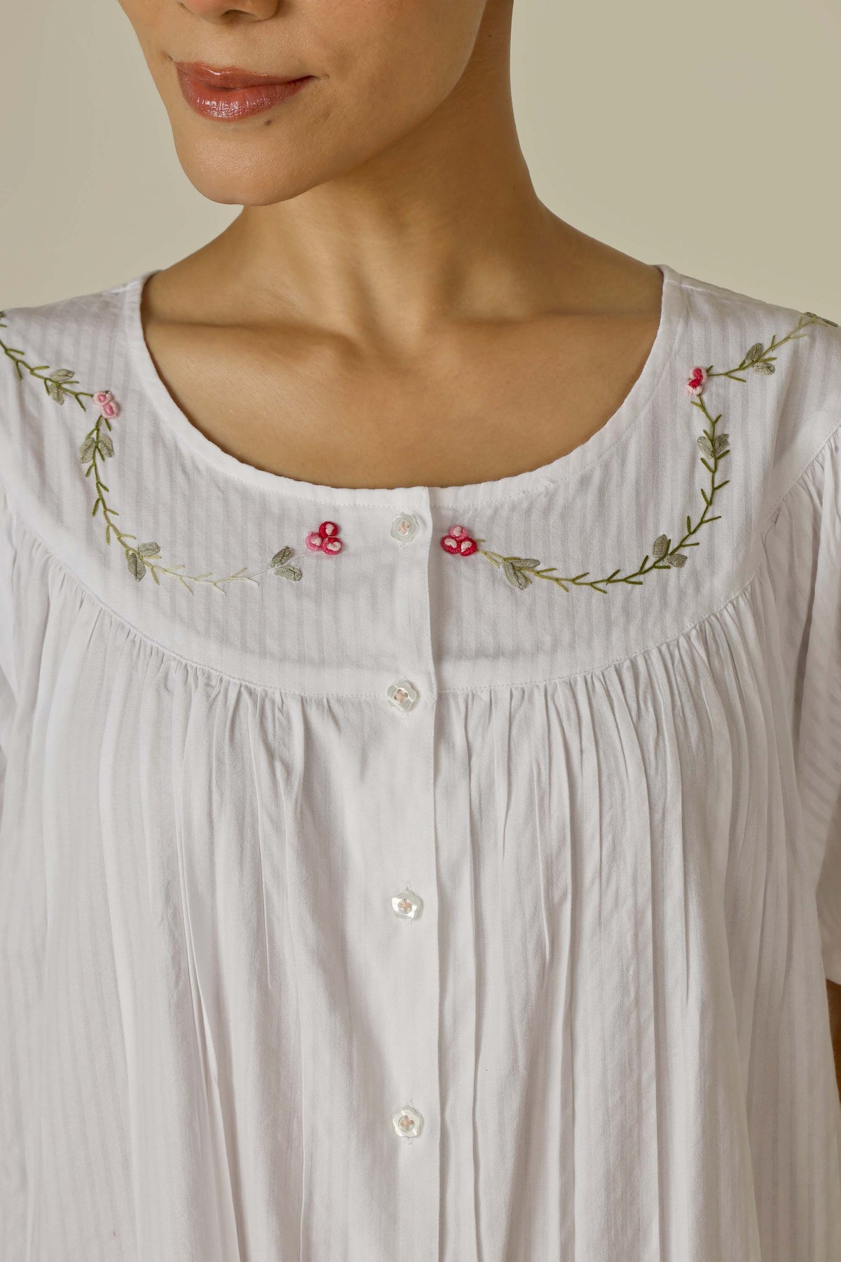 Pregita, Nightdress