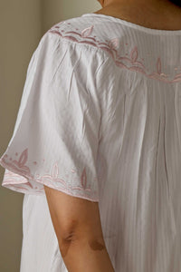 Tessa, Nightdress