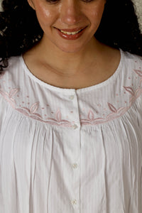 Tessa, Nightdress