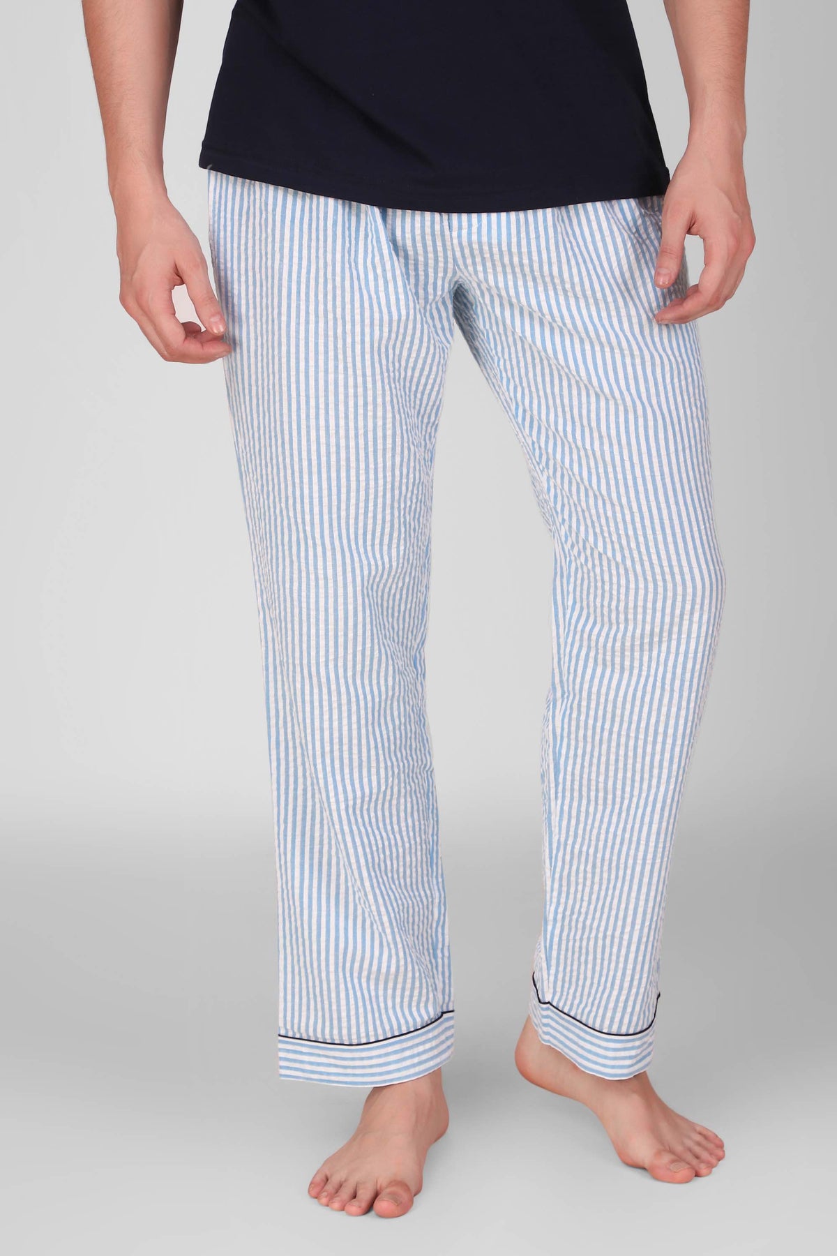 Nate, Pyjama Suit