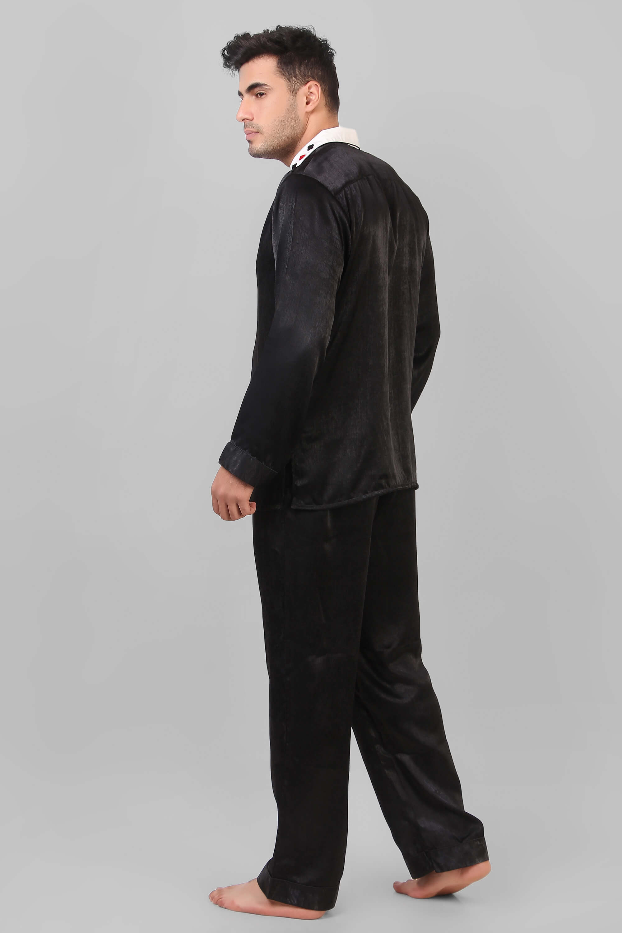 Velvet discount pyjamas mens