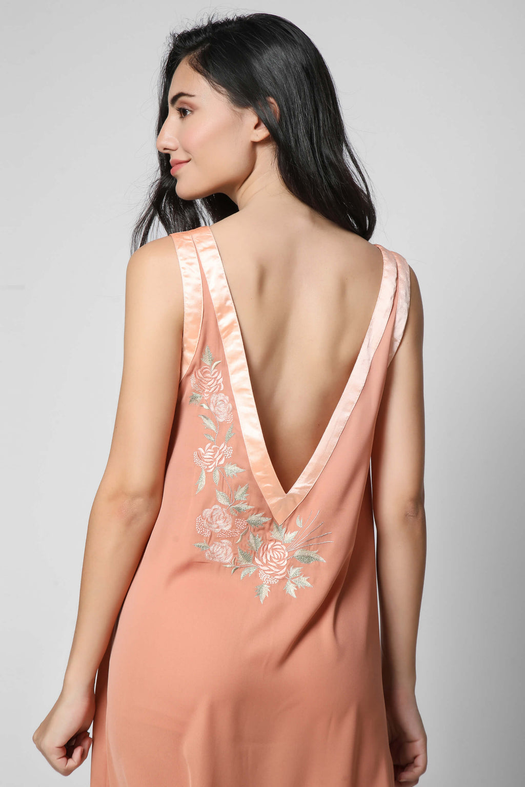 Nuria, Nightdress