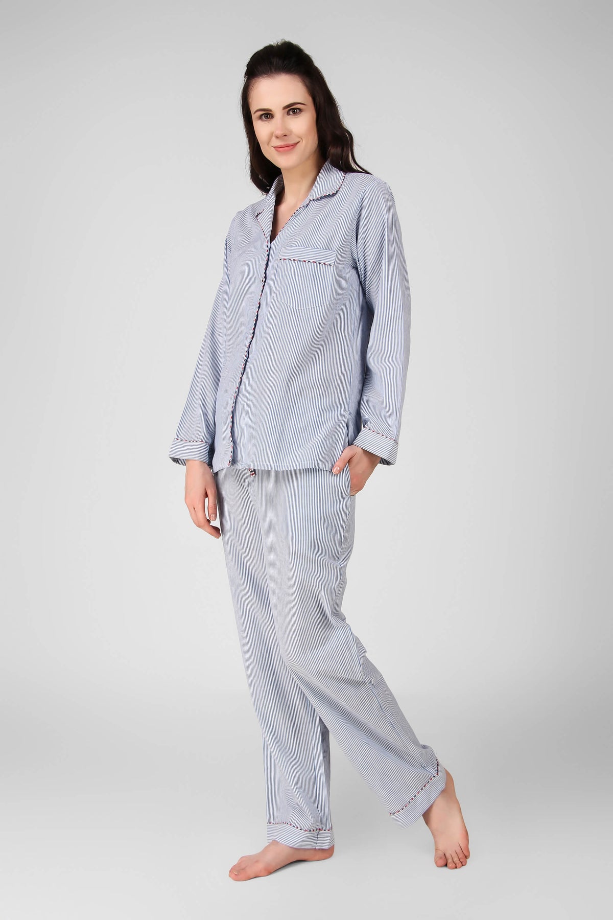 Max Women's Pyjama Suit: Stylish and comfortable striped sleepwear for women.