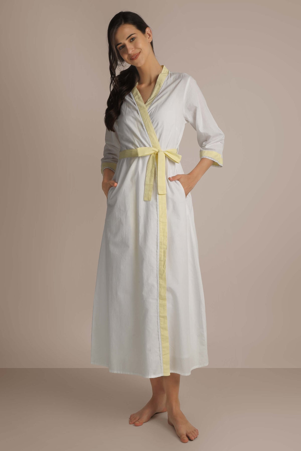 Venus, Night Dress & Gown: Luxurious Comfort Venus, Night Dress & Gown: Luxurious Comfort